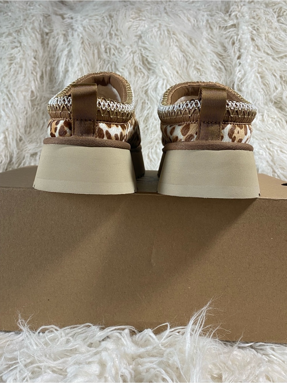 🐆 NWT 🐆 UGG Tazz Plains Leopard Print Slippers, Size 9 - Picture 12 of 13
